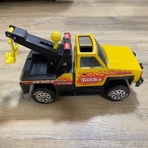 Tonka 24 Hour Road Rescue Vintage 1999 Tow Truck